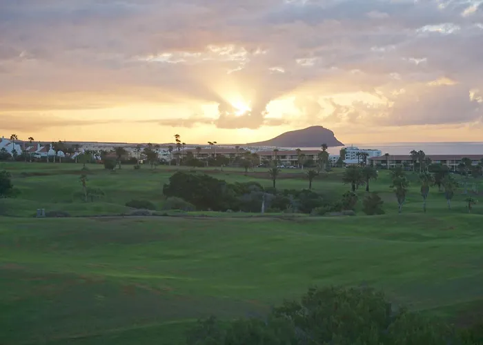 Golf Del Sur - Magnificent Panorama Of The Ocean, El Teide, And Montana Roja Appartement San Miguel de Abona