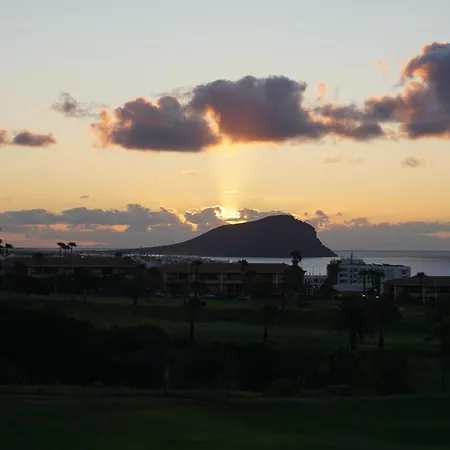 Golf Del Sur - Magnificent Panorama Of The Ocean, El Teide, And Montana Roja 圣米格尔德阿沃纳